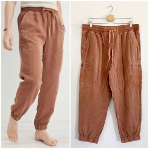 aerie | High Rise Cargo Jogger Pants in Terracotta Size XL